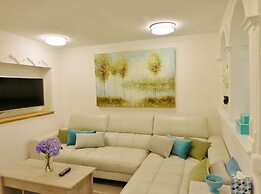 The Cottage Bed & Breakfast