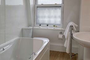 New Continental Hotel, Sure Hotel Collection by Best Western