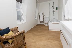 New Continental Hotel, Sure Hotel Collection by Best Western