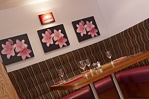 New Continental Hotel, Sure Hotel Collection by Best Western