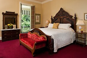 Devereaux Shields House