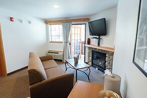 Icicle Village Resort
