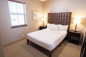 Icicle Village Resort