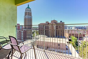 Drury Plaza Hotel San Antonio Riverwalk