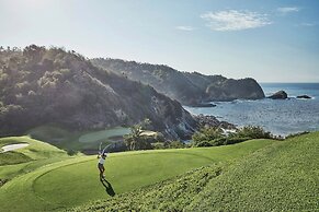 Four Seasons Resort Tamarindo