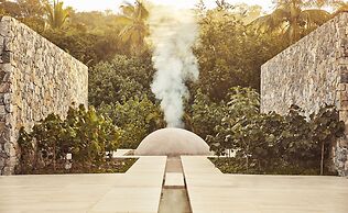 Four Seasons Resort Tamarindo