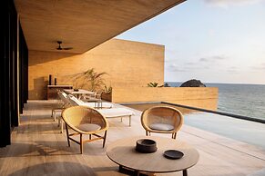 Four Seasons Resort Tamarindo