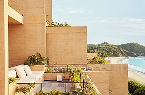 Four Seasons Resort Tamarindo