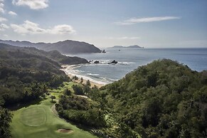 Four Seasons Resort Tamarindo