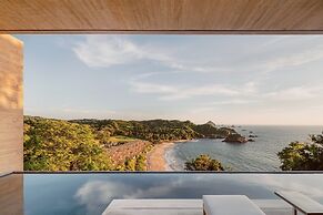 Four Seasons Resort Tamarindo