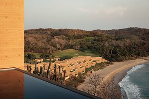 Four Seasons Resort Tamarindo