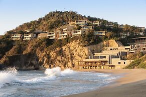 Four Seasons Resort Tamarindo