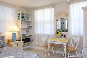 Beachfront Bed & Breakfast