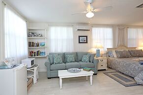 Beachfront Bed & Breakfast