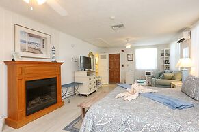 Beachfront Bed & Breakfast