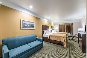 Quality Inn & Suites SeaWorld North