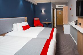 Holiday Inn Express Leeds City Centre Armouries, an IHG Hotel