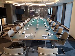 Holiday Inn Express Leeds City Centre Armouries by IHG