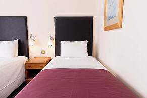 The Roebuck Hotel by Greene King Inns