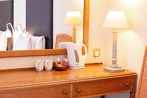 The Roebuck Hotel by Greene King Inns
