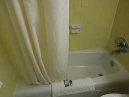 Belmont Inn And Suites