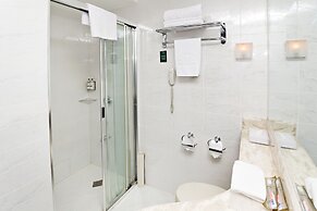 City Garden Hotel Makati