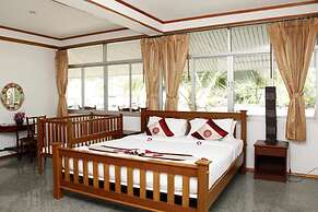 Rajapruek Samui Resort