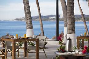 Vista Vallarta All Suites on the Beach