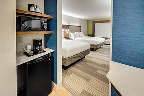 Holiday Inn Express Woodbridge by IHG