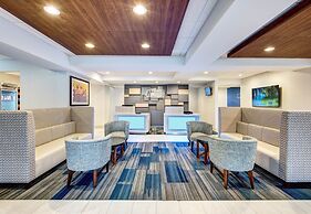 Holiday Inn Express Woodbridge by IHG