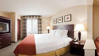 Holiday Inn Express & Suites Bradley Airport by IHG