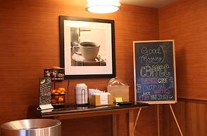 Hampton Inn & Suites Fremont