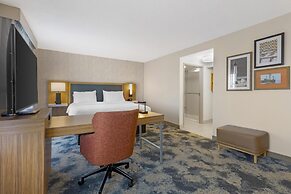 Hampton Inn & Suites Plymouth