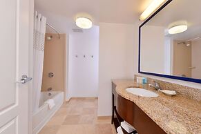 Hampton Inn & Suites Plymouth