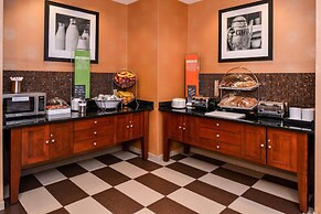 Hampton Inn & Suites Plymouth