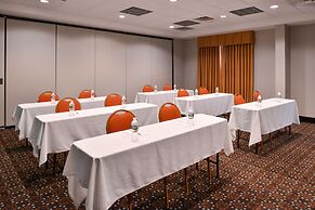 Hampton Inn & Suites Plymouth