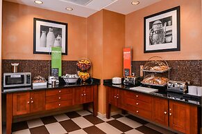 Hampton Inn & Suites Plymouth