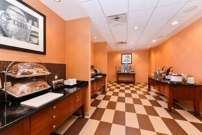 Hampton Inn & Suites Plymouth