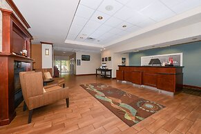 Hampton Inn & Suites Plymouth