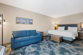 Hampton Inn & Suites Plymouth