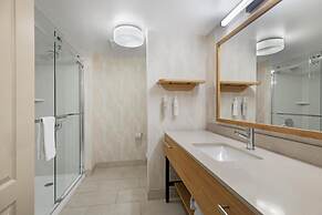 Hampton Inn & Suites Plymouth
