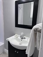 Knights Inn Midland, ON