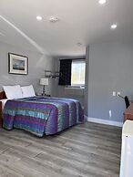 Knights Inn Midland, ON