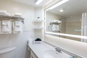 Fireside Inn & Suites Gilford