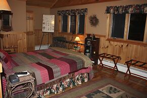 Kiwassa Lake Bed & Breakfast