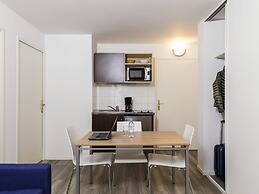 Aparthotel Adagio Access Paris Clamart