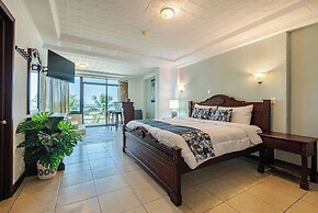 Paradise Jaco Beach Front