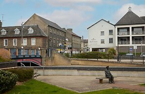 The Bell Hotel Thetford by Greene King Inns