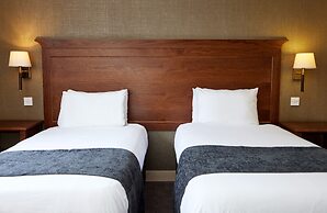 The Bell Hotel Thetford by Greene King Inns