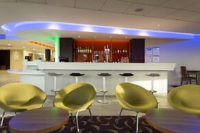 Holiday Inn Express Dunstable by IHG
